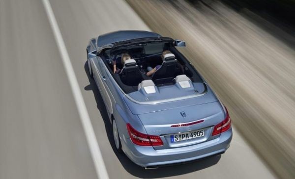 2011_mercedes_E500_cabriolet-635x386